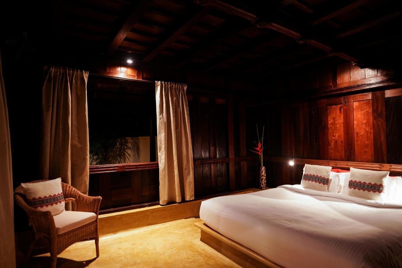 Lakeshore Villa Alappuzha Екстер'єр фото